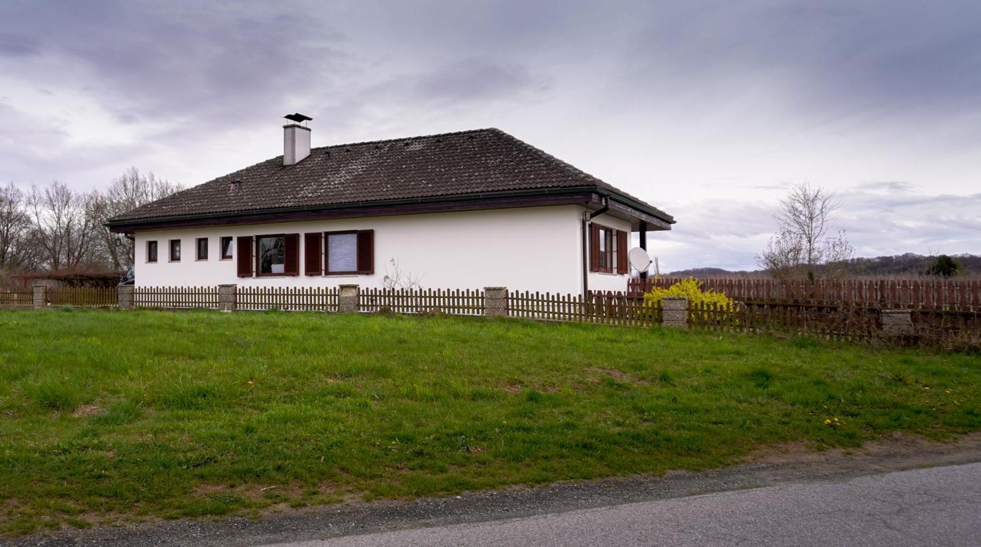 Golf Und Thermen Ferienhaus Golfblick Bad Loipersdorf Gillersdorf Exteriör bild